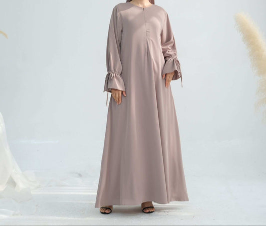 Nida prayerwear with adjustable sleeve