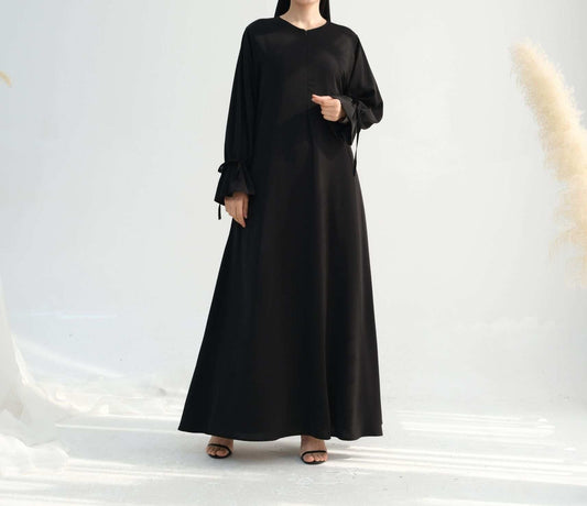 Nida prayerwear with adjustable sleeve