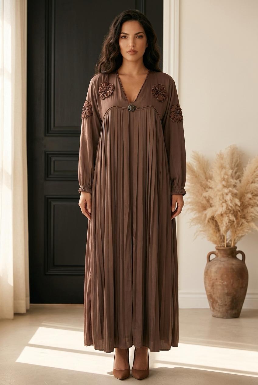 pleated abaya with inner