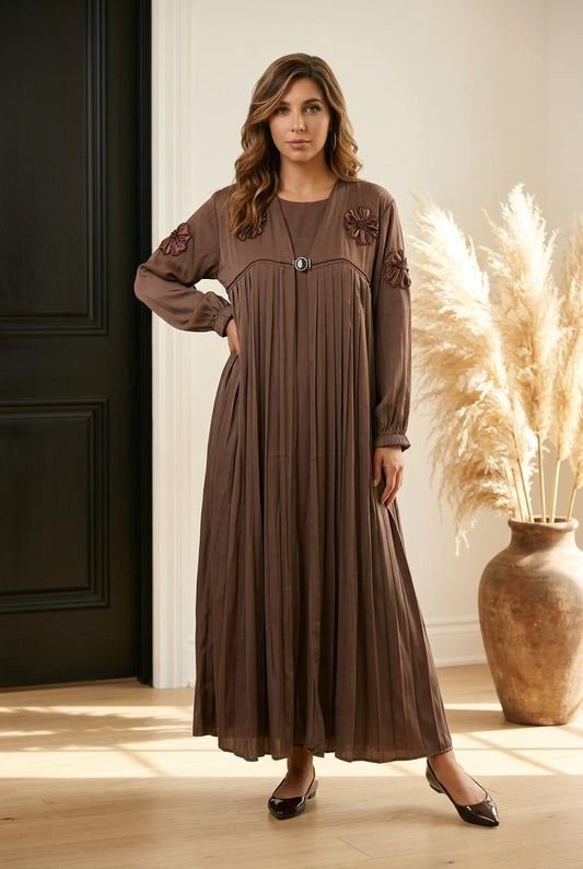 pleated abaya with inner